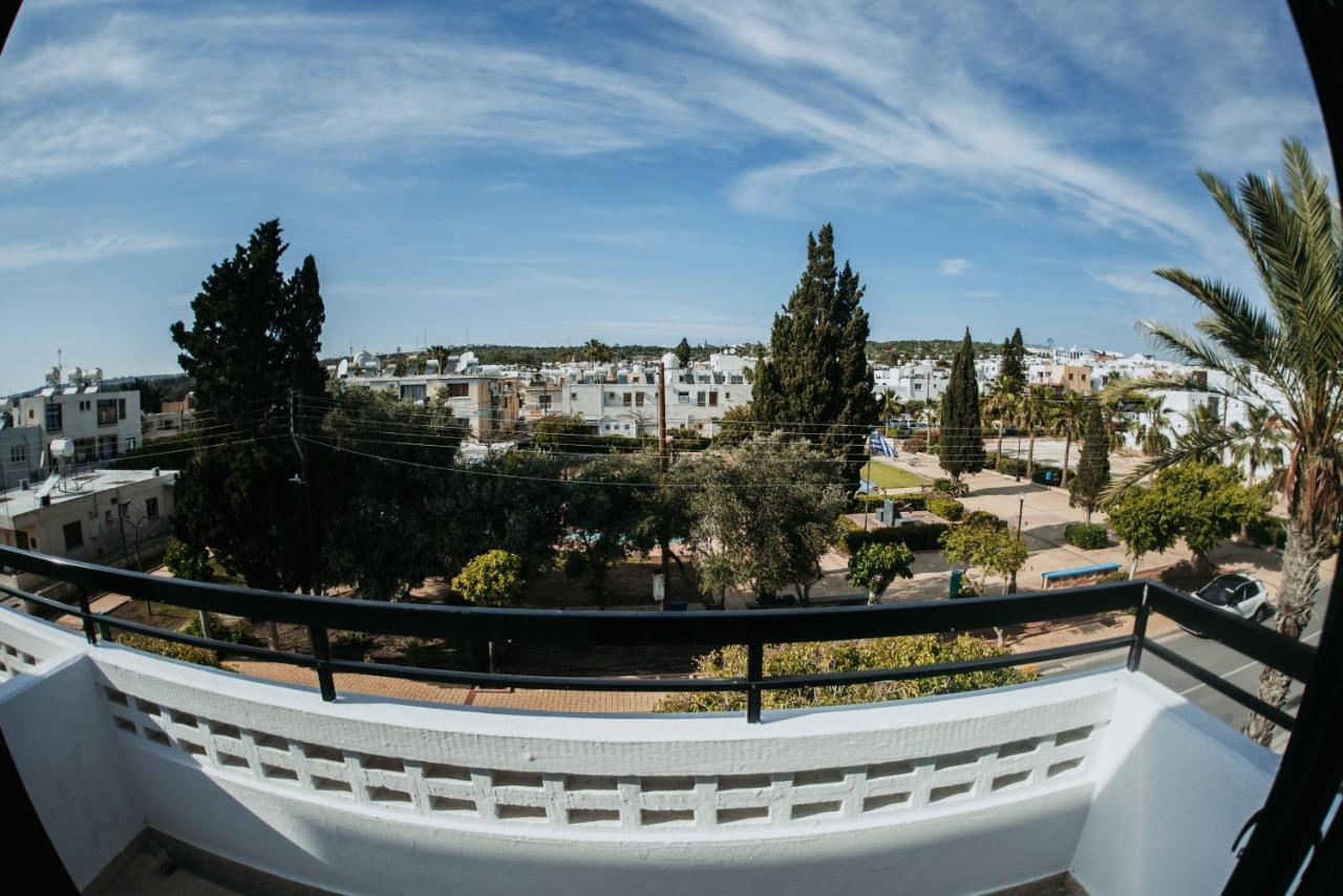 Ovis Hotel Apartments Aya Napa Dış mekan fotoğraf