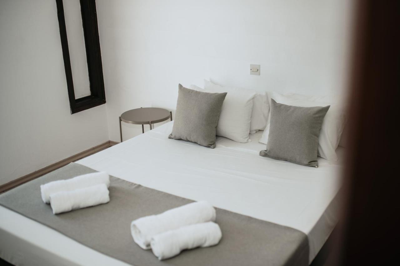 Ovis Hotel Apartments Aya Napa Dış mekan fotoğraf