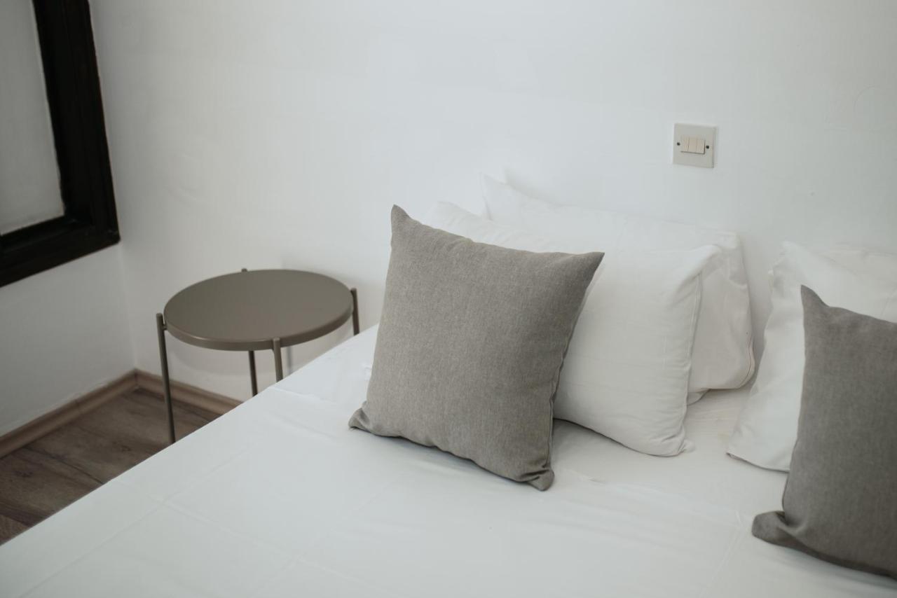 Ovis Hotel Apartments Aya Napa Dış mekan fotoğraf
