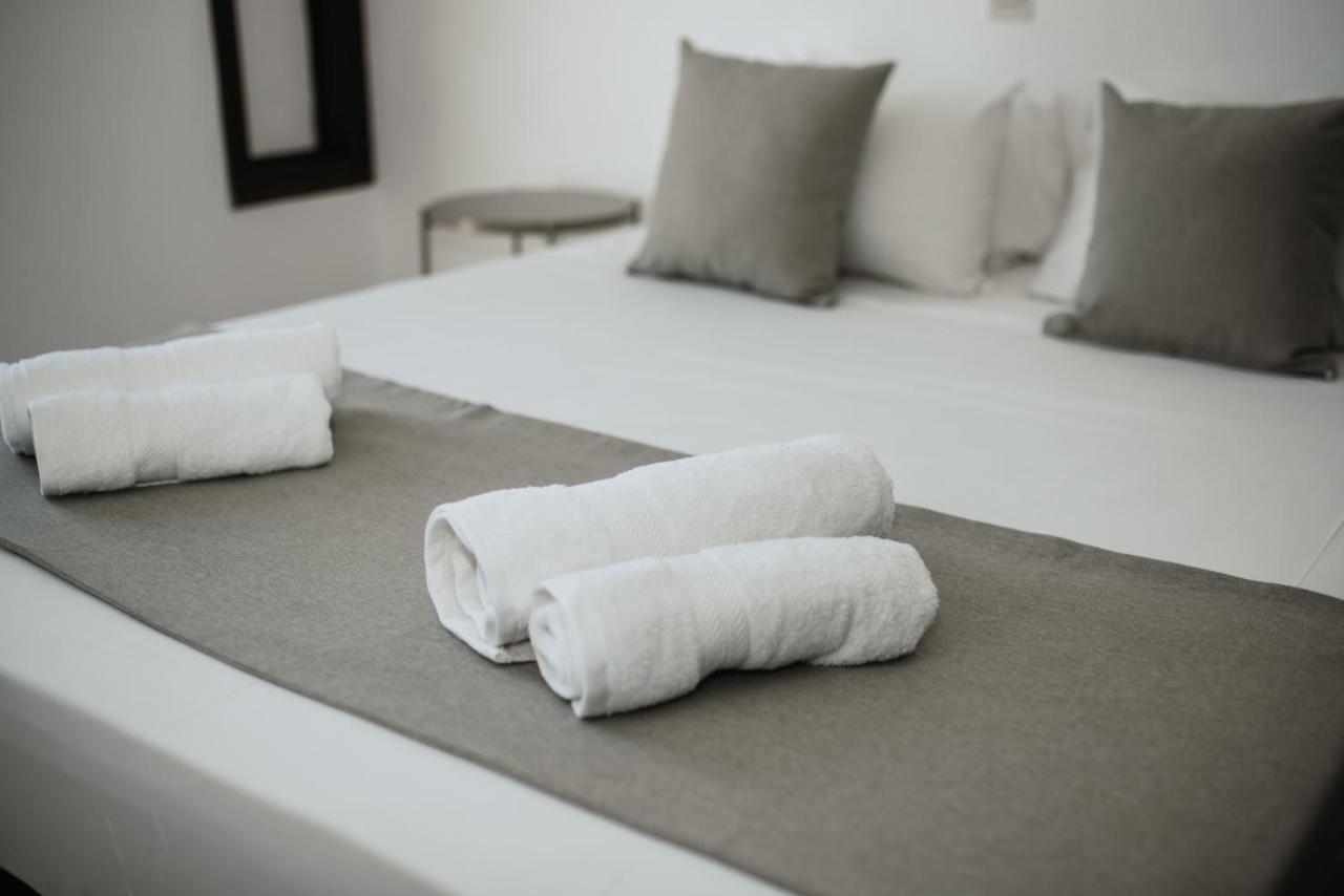 Ovis Hotel Apartments Aya Napa Dış mekan fotoğraf