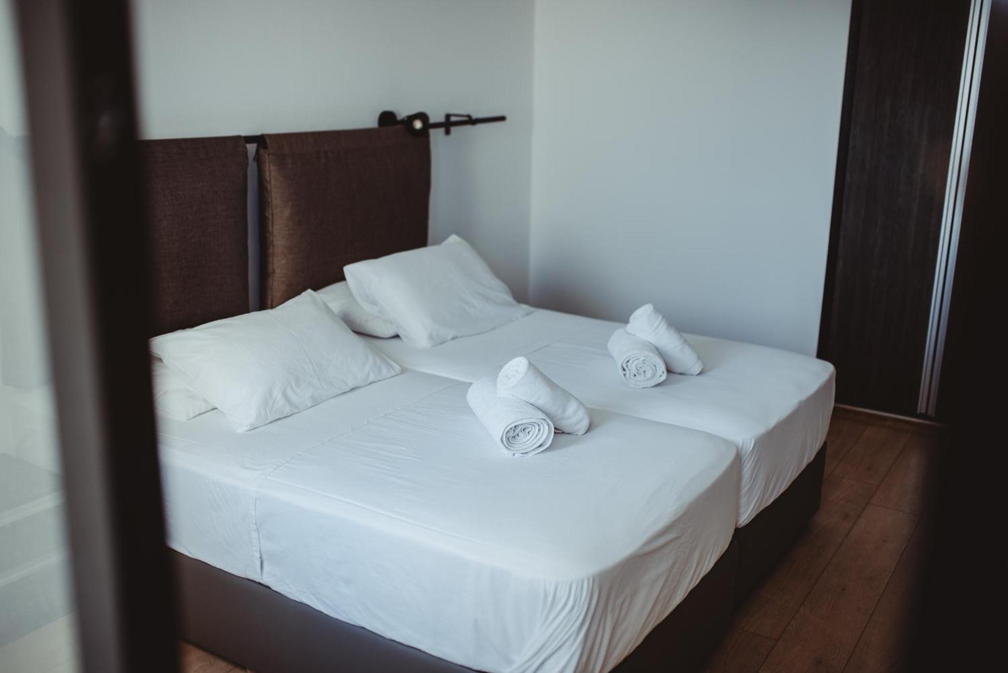 Ovis Hotel Apartments Aya Napa Dış mekan fotoğraf
