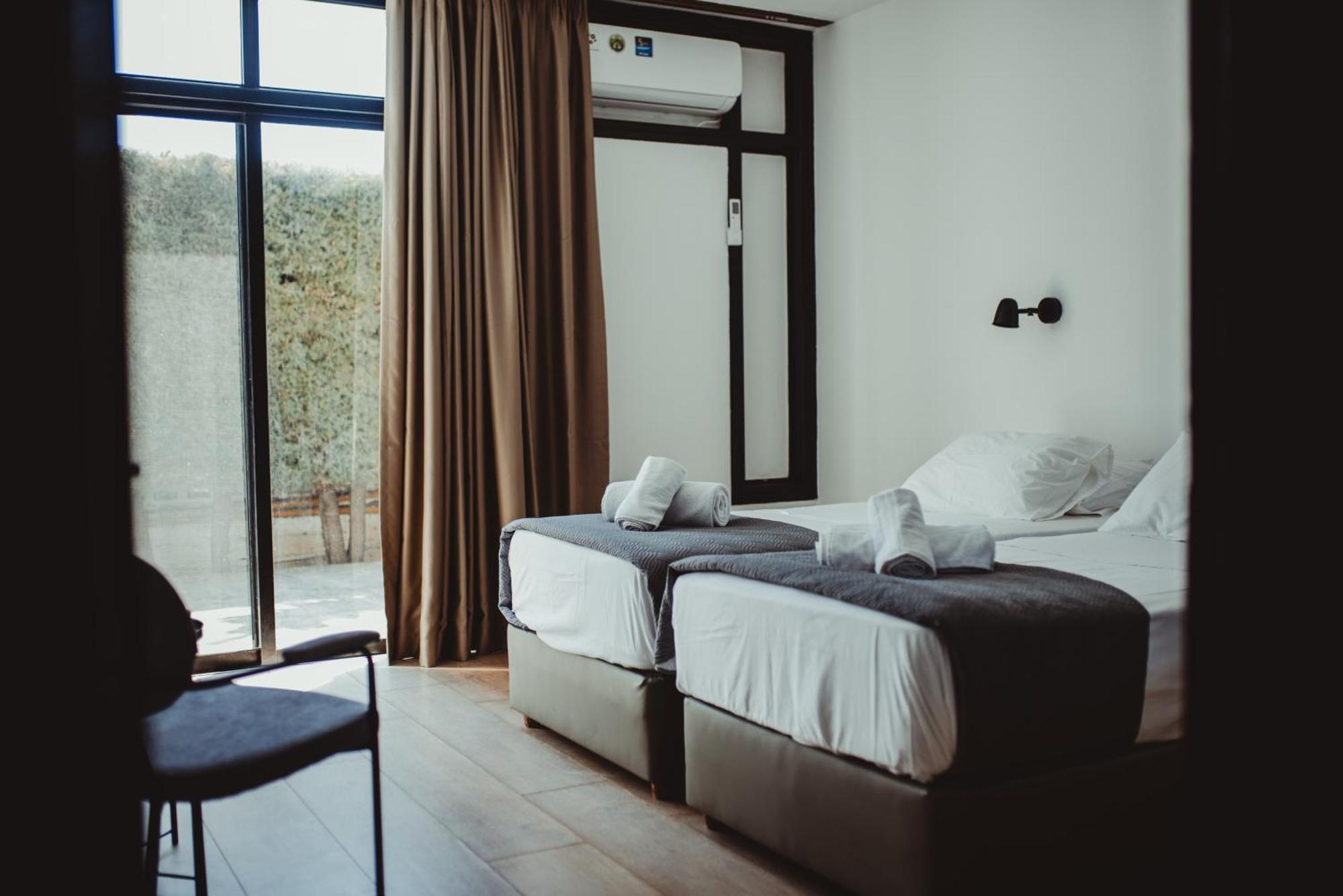 Ovis Hotel Apartments Aya Napa Dış mekan fotoğraf
