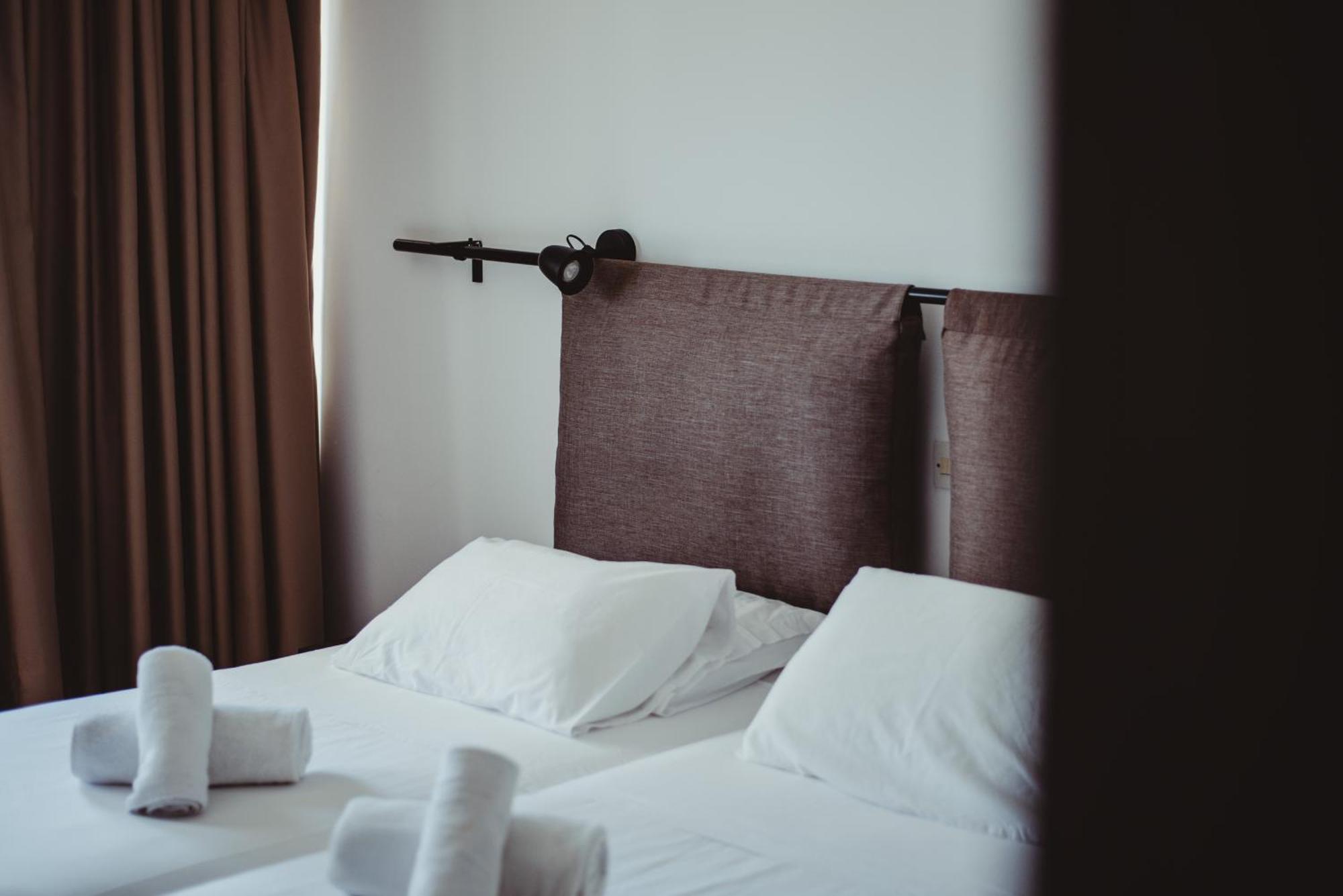 Ovis Hotel Apartments Aya Napa Dış mekan fotoğraf